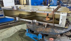 Hàn phục hồi lỗ D90 vỏ hộp số bằng công nghệ Laser Cladding