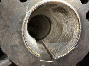 HÀN BÊN TRONG LỖ CÓ RÃNH THEN BẰNG LASER CLADDING VỚI CHẾ ĐỘ TỰ ĐỘNG TẮT BẬT LASER